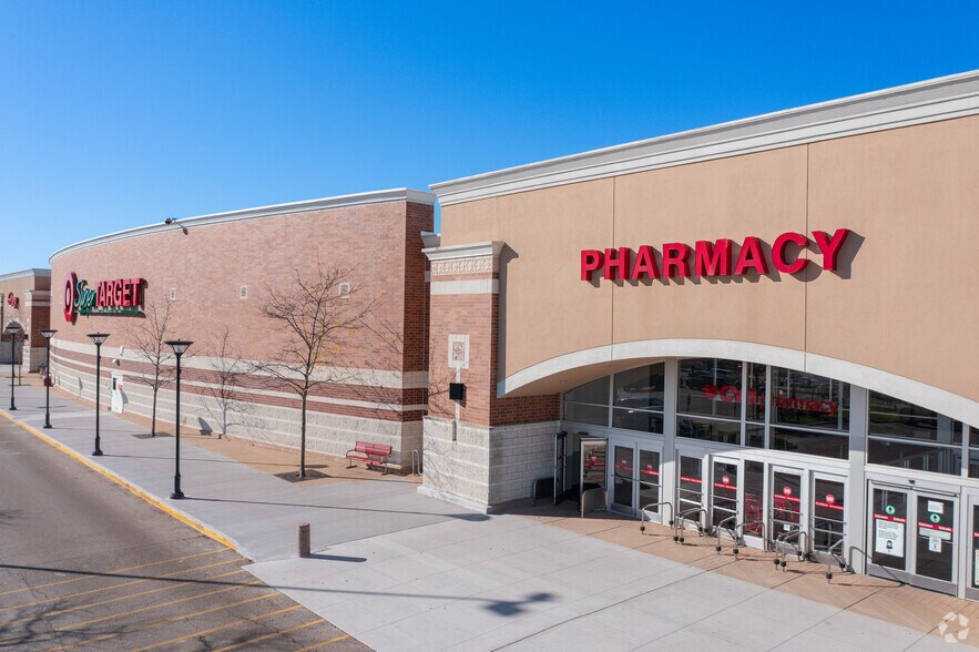 More Photos Of 702-750 S Randall Rd, Algonquin Unknown For Lease