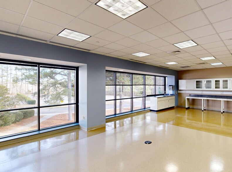 More Photos Of 1101 Hamlin Rd, Durham Research And Development For Lease