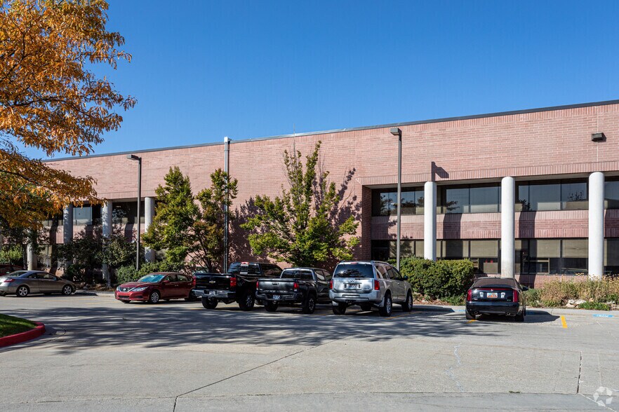 More Photos Of 2580-2620 S Decker Lake Blvd, Salt Lake City Manufacturing For Lease