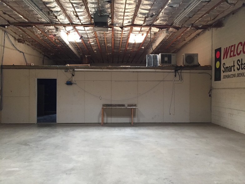 More Photos Of 2802 N El Burrito Ave, Tucson Light Manufacturing For Lease