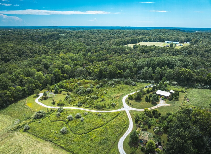 More Photos Of 295 Panthers Den Rd, Makanda Hotel For Sale