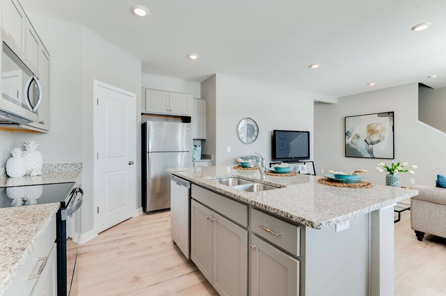 More Photos Of 9713 95th Pl, Maple Grove Apartments For Sale