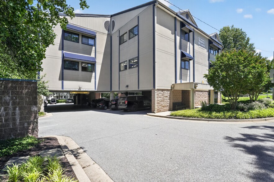 More Photos Of 716 Monterey Ave, Annapolis Medical For Sale