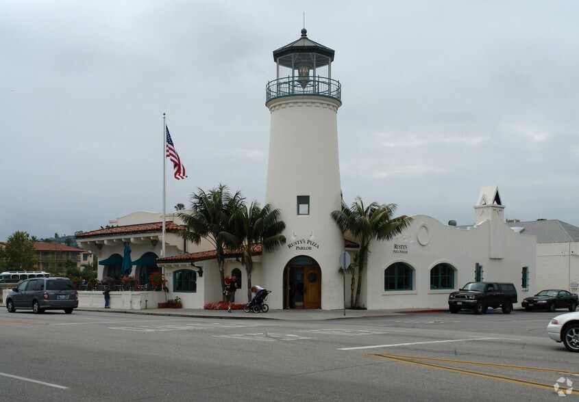 Primary Photo Of 15 E Cabrillo Blvd, Santa Barbara Restaurant For Lease
