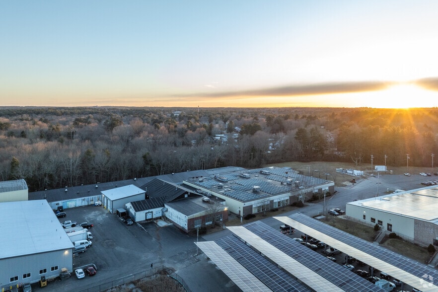 More Photos Of 342-348 Circuit St, Hanover Manufacturing For Lease