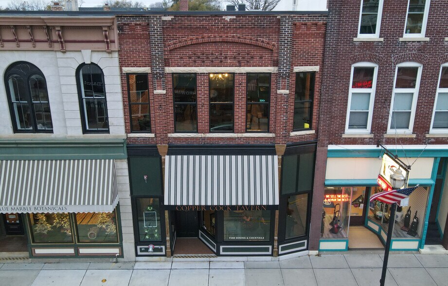 More Photos Of 30 N Main St, Fond Du Lac Restaurant For Sale