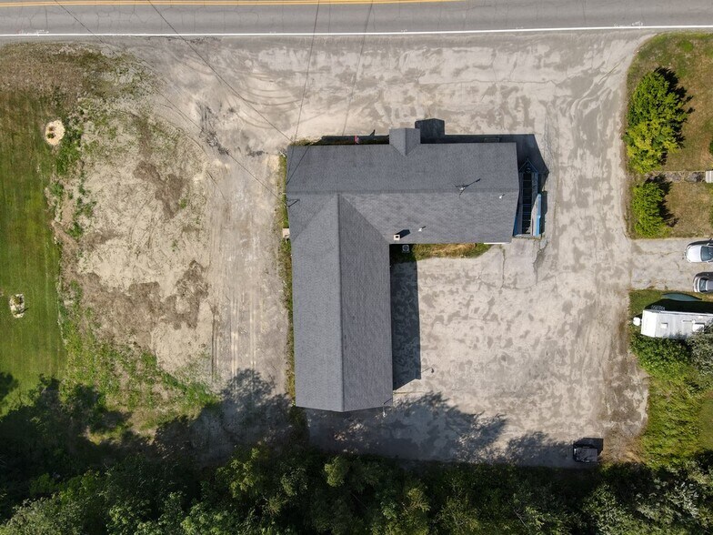 More Photos Of 235 Hunnewell Ave, Pittsfield Office For Sale