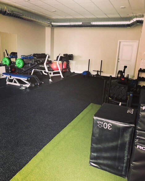 More Photos Of 1728 S 2nd St, Philadelphia Apartments For Lease