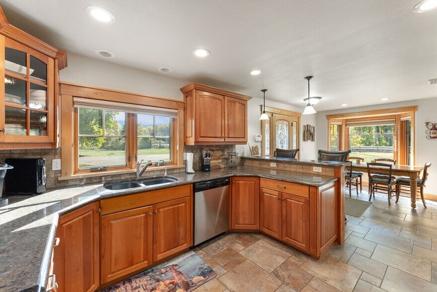 More Photos Of 8690 Lookingglass Rd, Roseburg Land For Sale