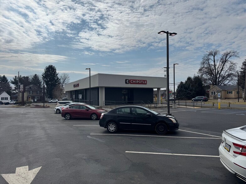 More Photos Of 2555 Easton Ave, Bethlehem Restaurant For Sale