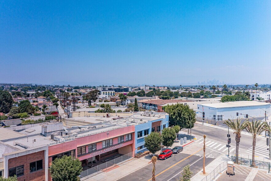 More Photos Of 6819 West Blvd, Inglewood Warehouse For Lease