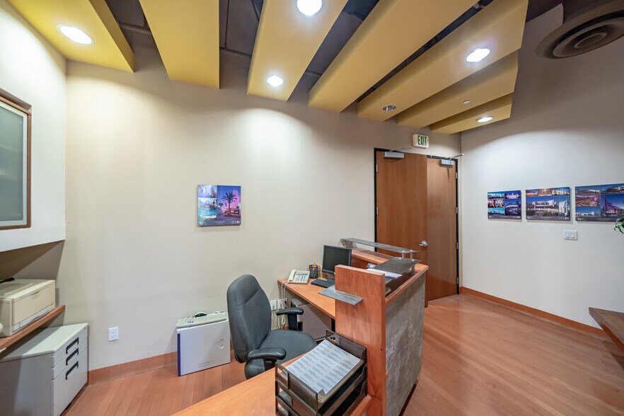 More Photos Of 26501 Rancho Pky S, Lake Forest Office For Sale