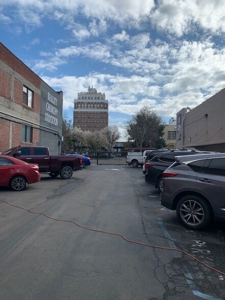 More Photos Of 217 N San Joaquin St, Stockton Office For Sale