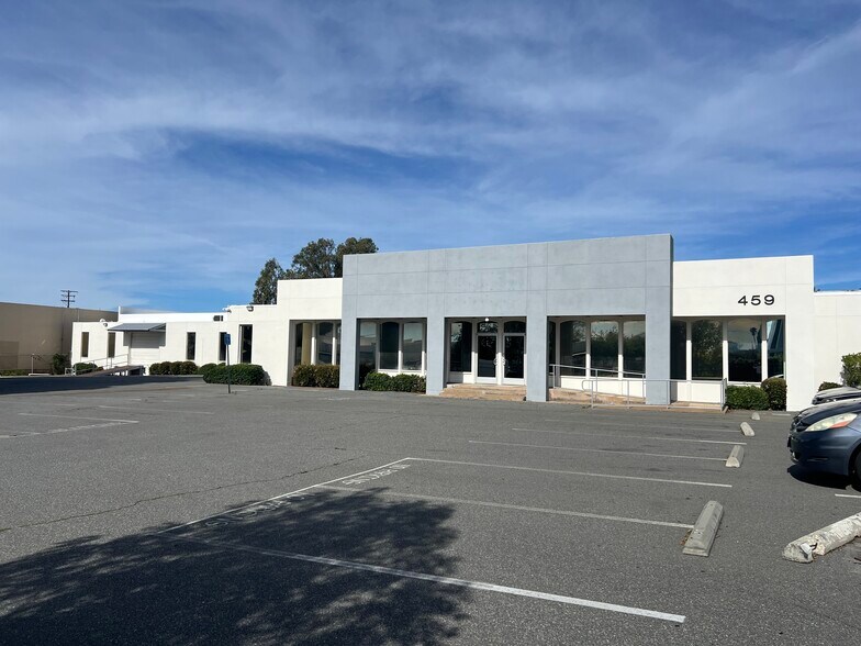 More Photos Of 459 Park Ave, San Fernando Manufacturing For Sale