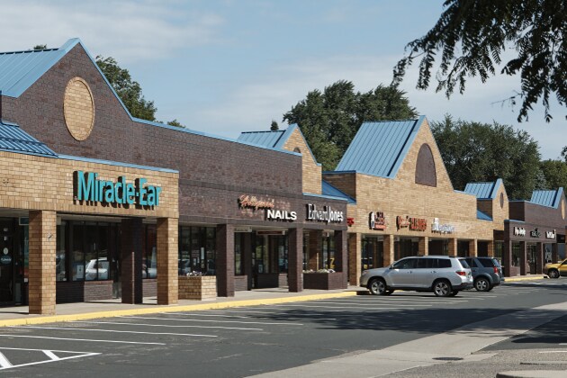 More Photos Of 1739-1771 N Lexington Ave, Roseville General Retail For Lease