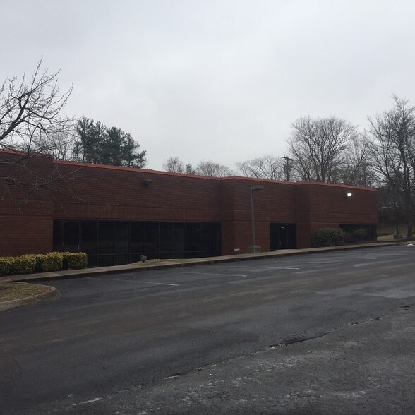 More Photos Of 1657 Murfreesboro Rd, Nashville Flex For Sale