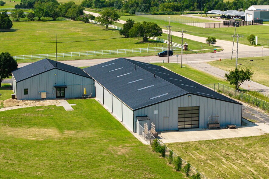 More Photos Of 501 E Britton Rd, Oklahoma City Auto Dealership For Lease