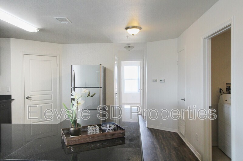 More Photos Of 819-825 D Ave, National City Apartments For Lease