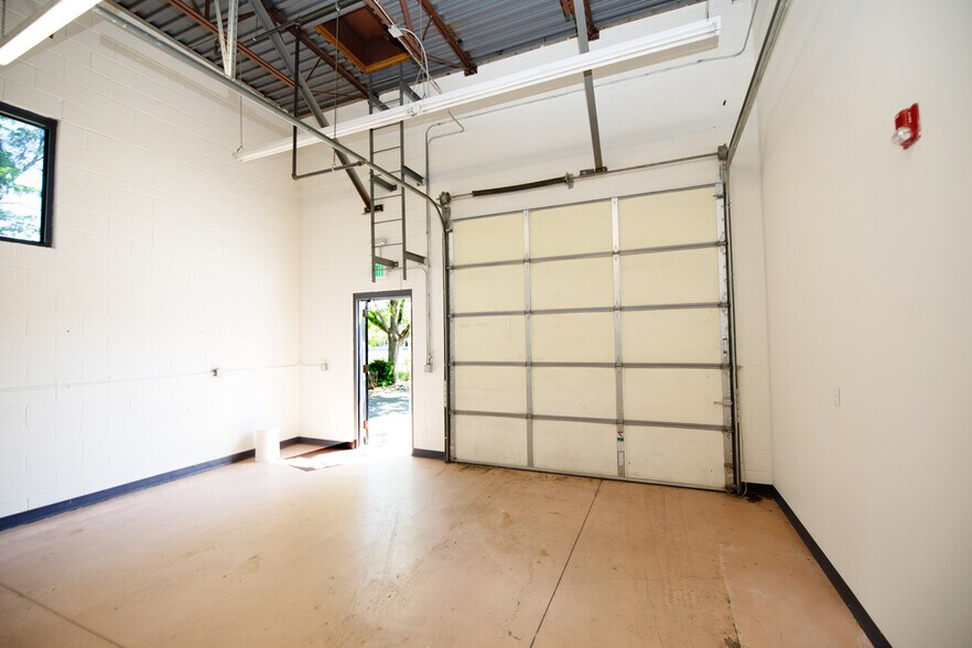 More Photos Of 3090 Sterling Cir, Boulder Research And Development For Sale