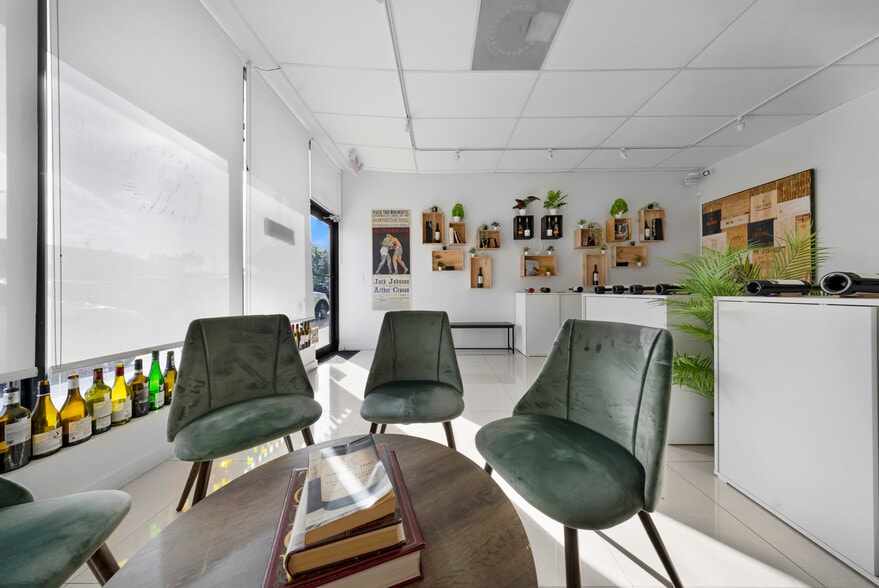 More Photos Of 2207-2211 Coral Way, Coral Gables Storefront For Lease
