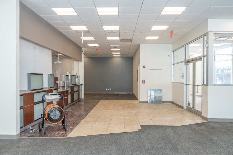 More Photos Of 114-20 Jamaica Ave, Jamaica Bank For Sale