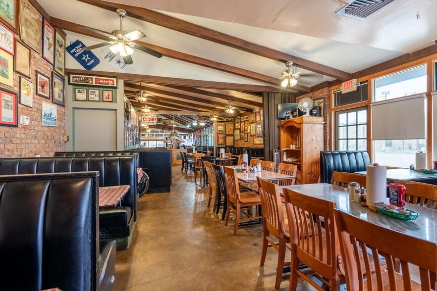 More Photos Of 3324 Lakeview Pky, Rowlett Restaurant For Sale