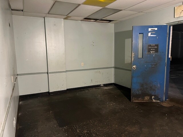 More Photos Of 836 Broadway Ave, Cleveland Manufacturing For Sale