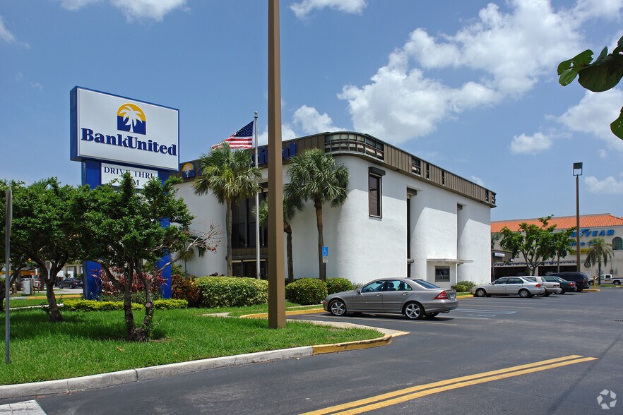 Primary Photo Of 7970 NW 36th St, Doral Bank For Sale