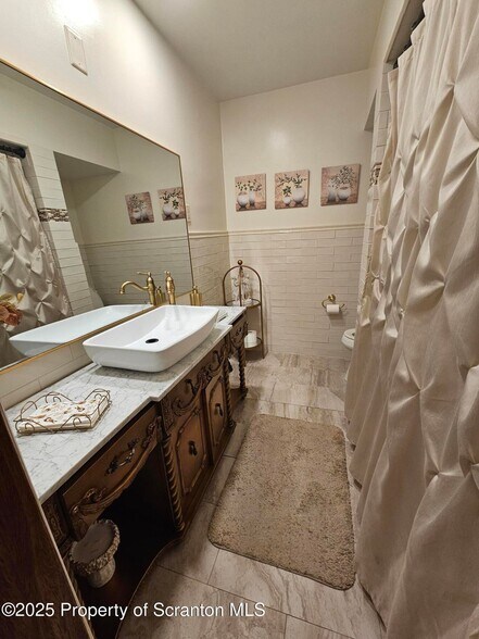 More Photos Of 629 Clay Ave, Scranton Apartments For Sale