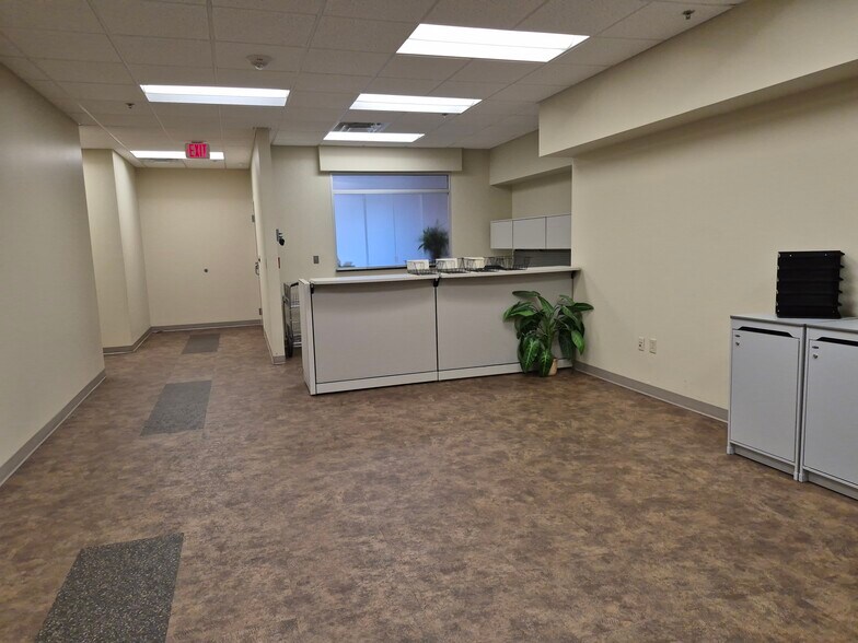 More Photos Of 115 Wrights St, Hot Springs Medical For Lease