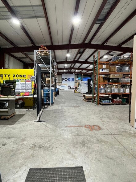 More Photos Of 251 Douglas Rd E, Oldsmar Warehouse For Sale