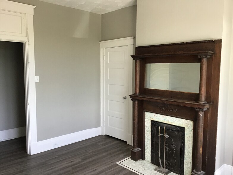 More Photos Of 2326 Norwood Ave, Norwood Apartments For Sale