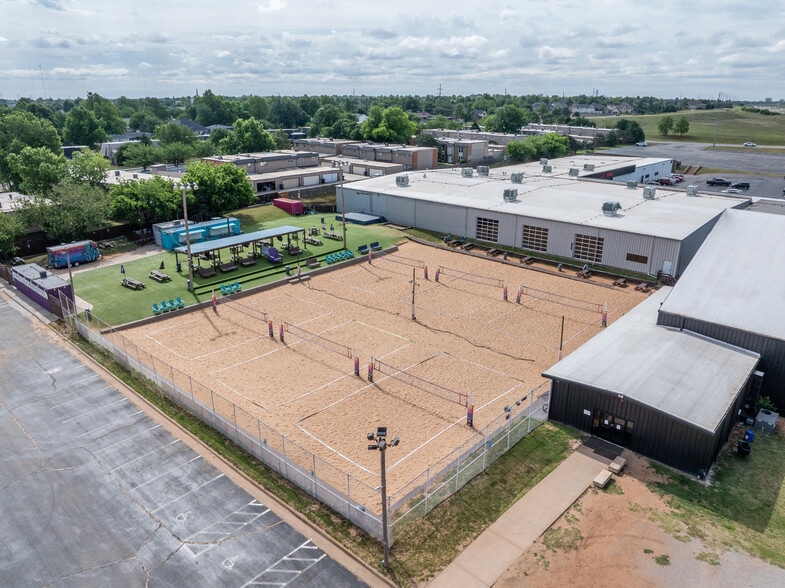 More Photos Of 3333 W Hefner Rd, Oklahoma City Sports And Entertainment For Sale