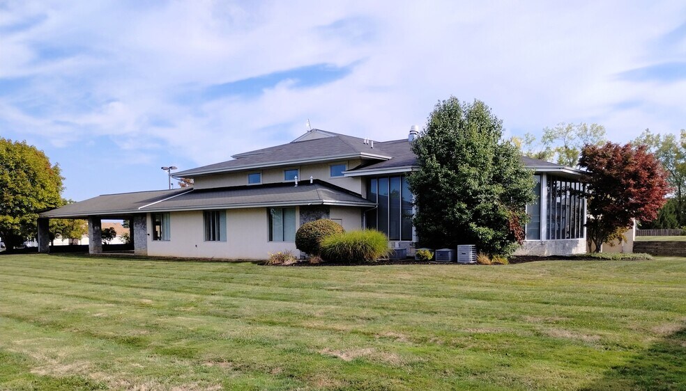 More Photos Of , Willoughby Office For Sale