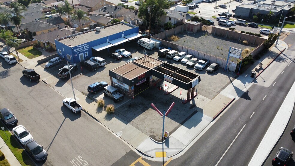 Primary Photo Of 1400 Glenoaks Blvd, San Fernando Auto Repair For Sale