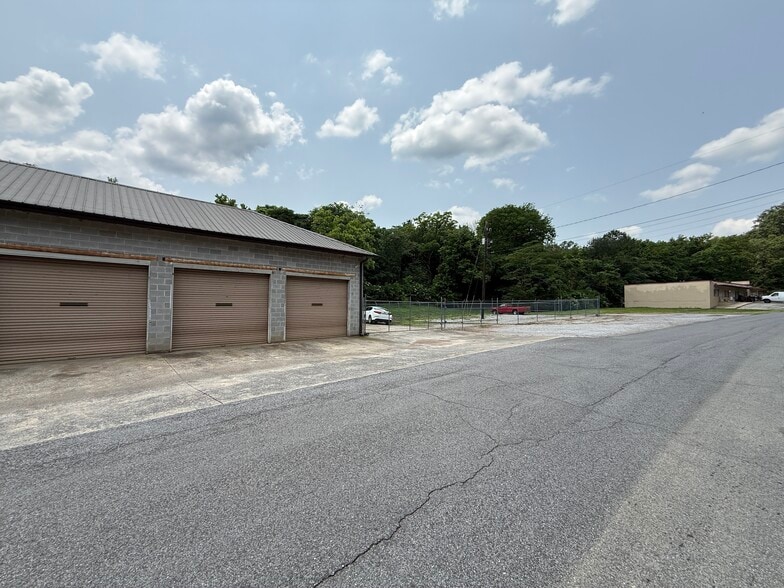 More Photos Of 69 Railroad Ave, Dora Specialty For Sale