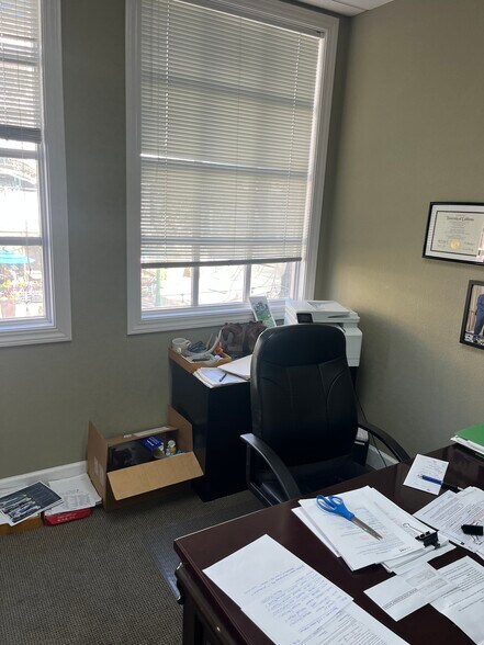 More Photos Of 1343 Locust St, Walnut Creek Office For Lease
