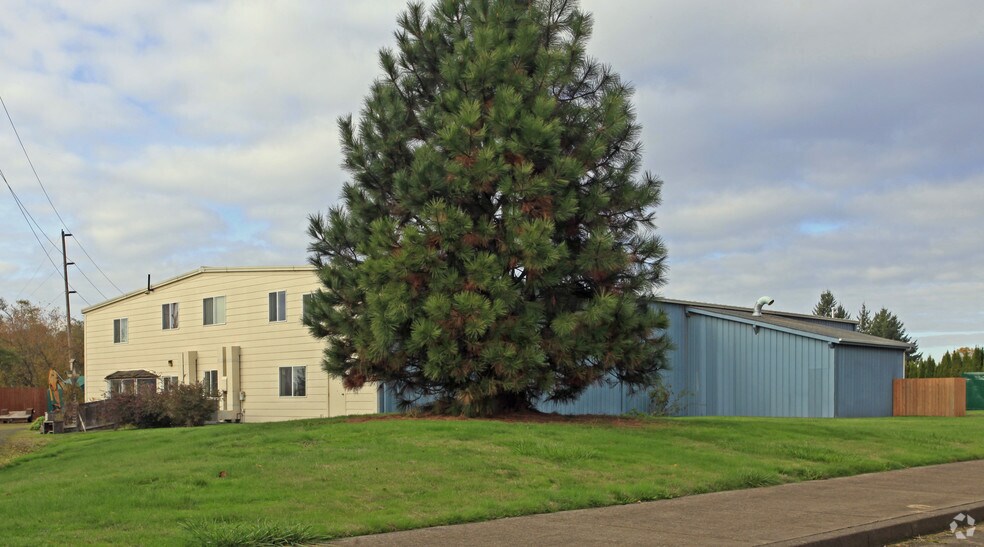 More Photos Of 3650 Marion St SE, Albany Manufacturing For Lease