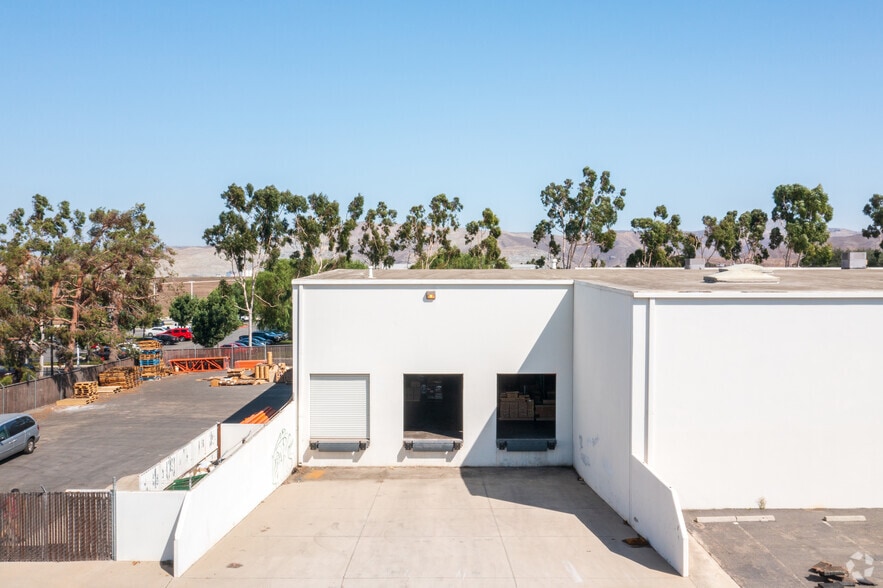 More Photos Of 1161 California Ave, Corona Manufacturing For Sale