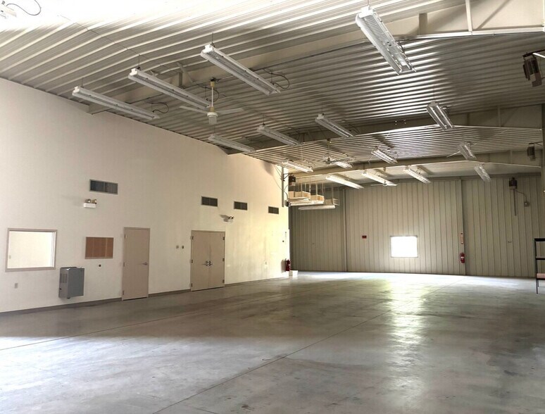 More Photos Of 2101 E Elvira Rd, Tucson Industrial For Lease
