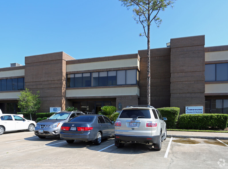 Primary Photo Of 9807 Whithorn Dr, Houston Office For Lease