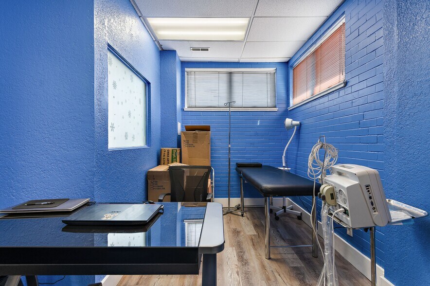 More Photos Of 517 Colorado Ave, Pueblo Medical For Lease