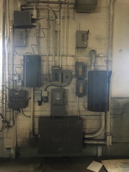 More Photos Of 2632 Park St, Muskegon Heights Warehouse For Sale