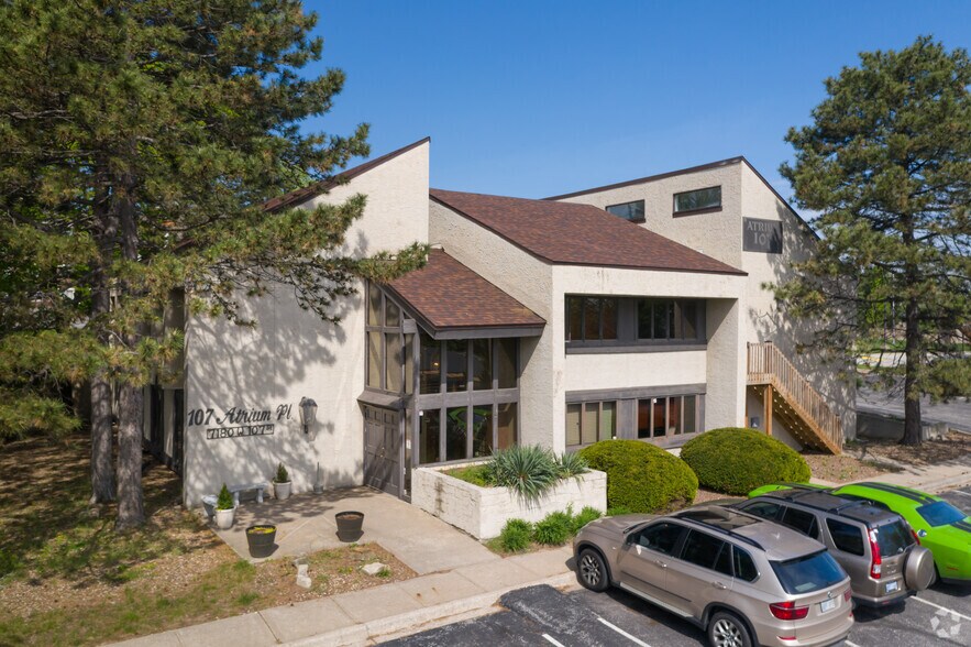 More Photos Of 7180 W 107th St, Overland Park Office For Lease