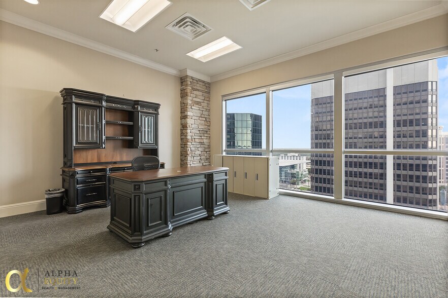 More Photos Of 189 S Orange Ave, Orlando Office Residential For Sale