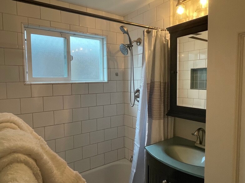 More Photos Of 133 Avenida Granada, San Clemente Medical For Sale