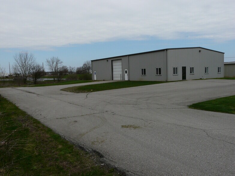 More Photos Of 1200 NW N St, Richmond Warehouse For Lease