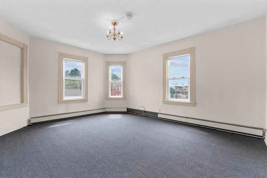 More Photos Of 240-242 Washington St, New Britain Apartments For Sale