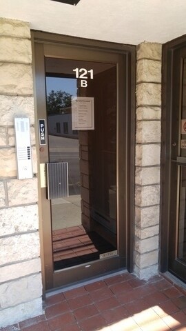 More Photos Of 119-121 Calhoun St, Woodstock Storefront Retail Office For Lease