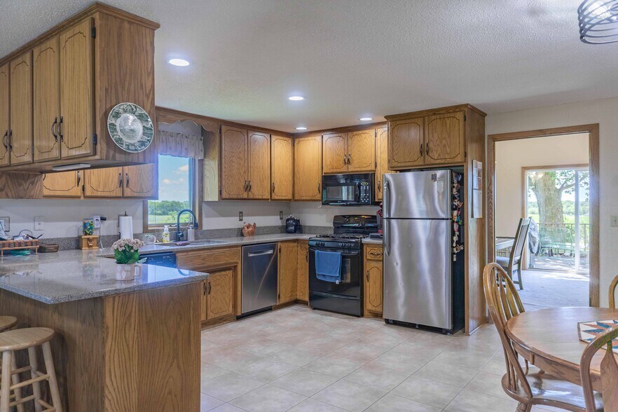 More Photos Of 24166 Langford Ave, Jordan Land For Sale